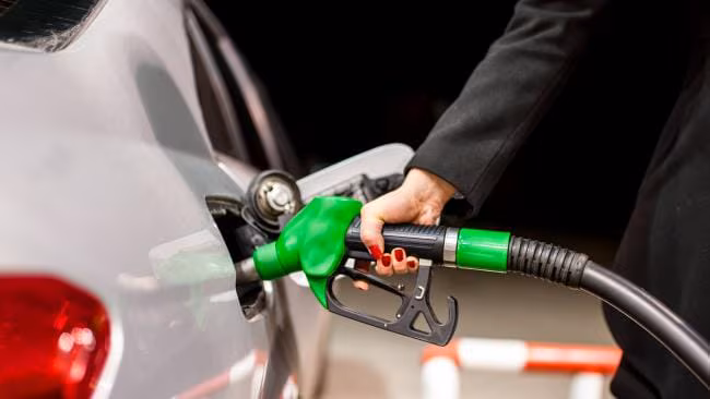 10 Tips Jimat Minyak Kereta Anda